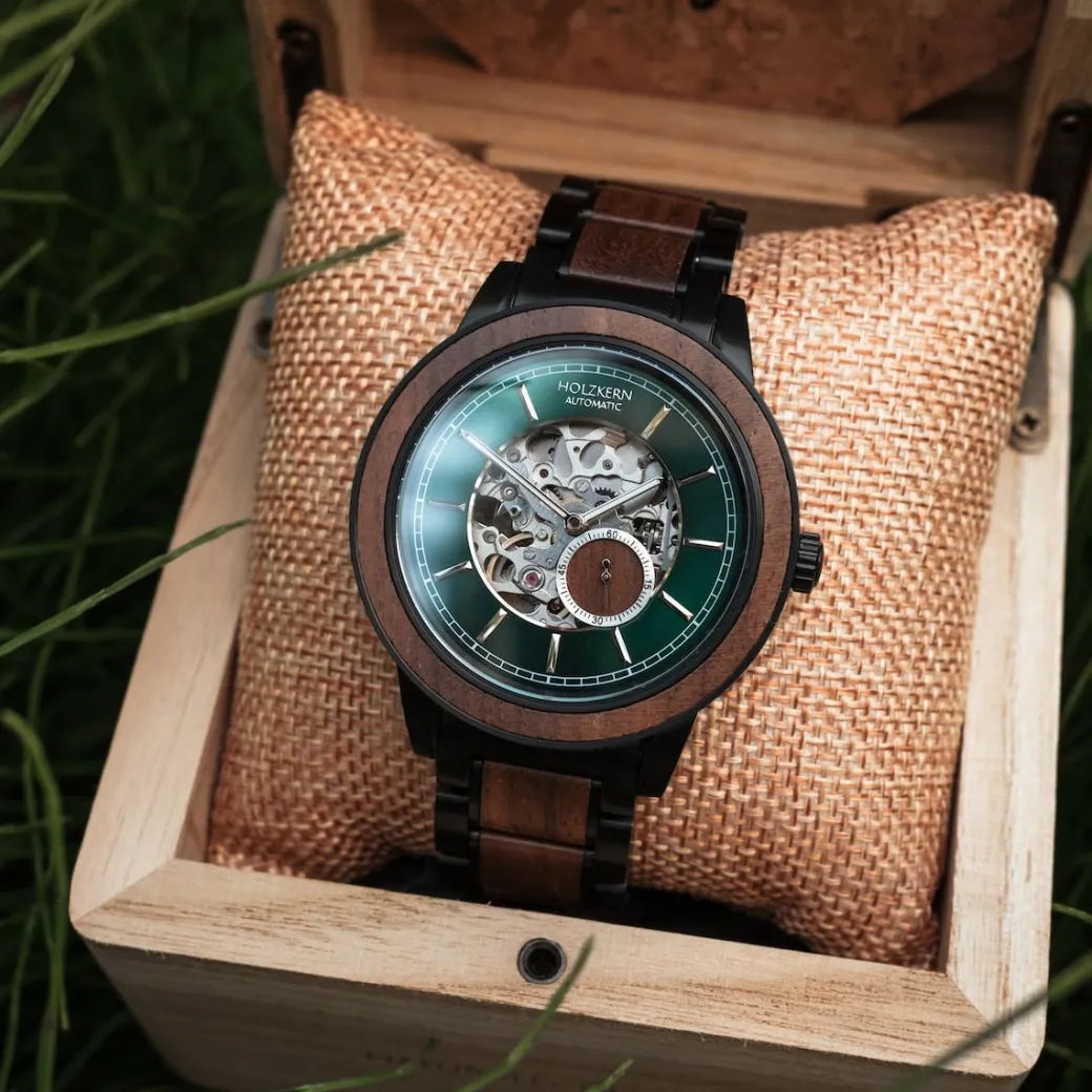 Holzkern Sigiriya|Heren Horloges